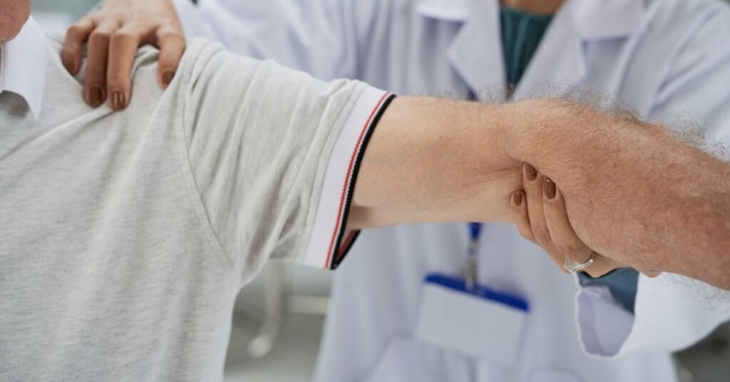 shoulder pain treatment in Indore
